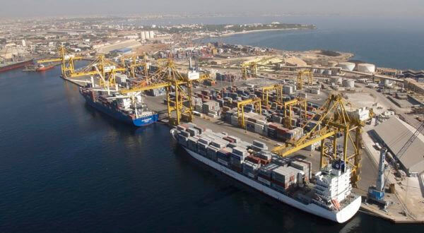 Vue d'ensemble du port de Dakar